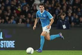 世体：曼奇尼之子向巴萨强烈推荐托纳利，球员可能今夏离队